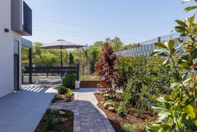 Poreč okolica | Moderna vila s bazenom i krovnom terasom | 168 m² | Novogradnja 2023 10