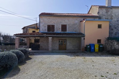 Istrian stone house with swimming pool in a quiet place 2