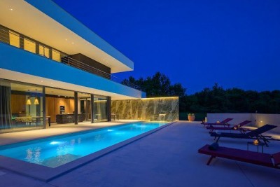 Luxury designer villa in the idyllic Istrian countryside 33