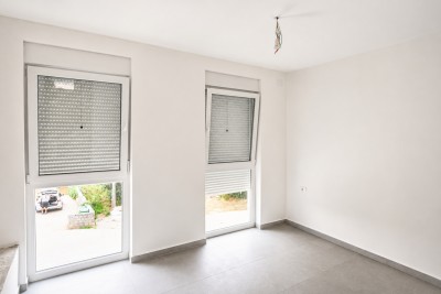 Umag okolica, dvojna kuća s bazenom 1500m od mora 5