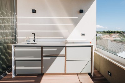 Novigrad – Luksuzni penthouse s terasom i pogledom na more 11