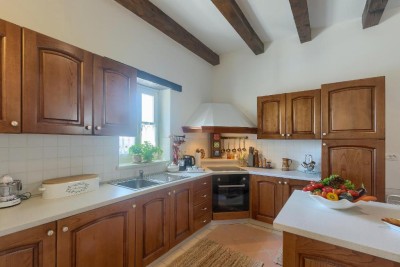 Poreč area – charming stone villa with pool 10