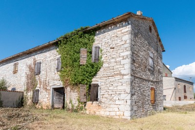 Istarska kamena kuća na mirnoj lokaciji s gotovim projektom 2