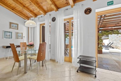 Rovinj area - two renovated stone houses with a pool 4