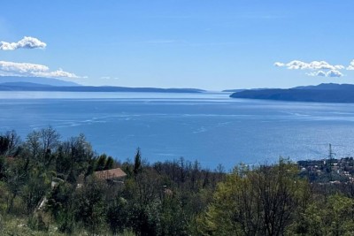 Građevinsko zemljište sa panoramskim pogledom na more