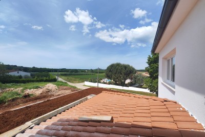 Poreč, villa with pool 7 km from the center and the sea 14