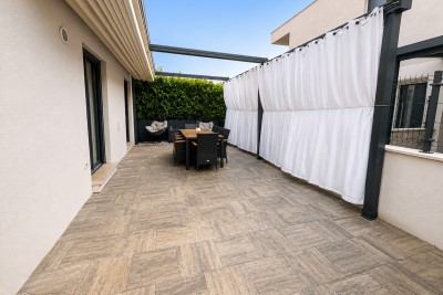 Novigrad – Modern End-Terrace House with Rooftop Terrace and Garden, 500 m from the Sea 13