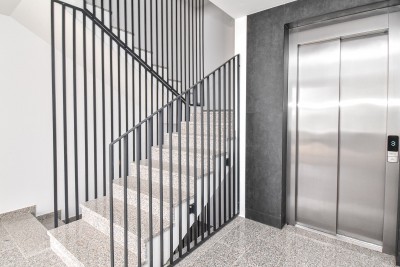 Appartamento con ampio giardino vicino al mare 16