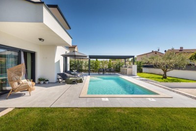 Moderne Villa mit Pool und herrlichem Meerblick 26