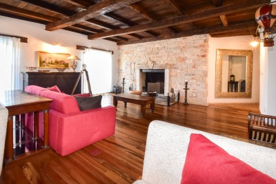 Autentica villa in pietra istriana con vista panoramica 8