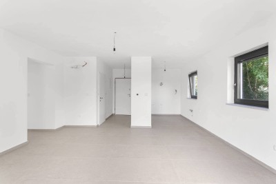 Four-room apartment on the first floor with its own terrace 6