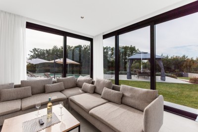 Villa di lusso esclusiva con piscina e comfort di alto livello 14