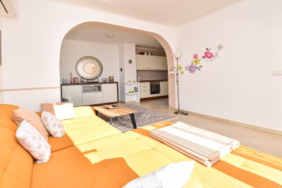 Casa con due appartamenti e un bel curato cortile 22