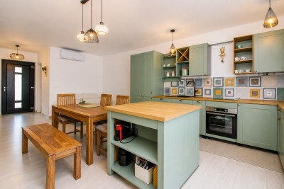 Poreč Area – Apartment with Rooftop Terrace and Sea View 6