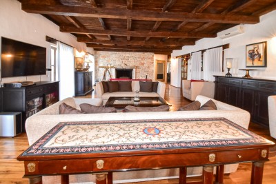 Autentica villa in pietra istriana con vista panoramica 11