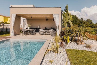 Luxury villa with pool near the sea 36