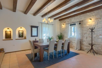 Poreč area – charming stone villa with pool 7
