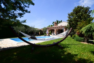 Rustic villa with pool and large yard 33
