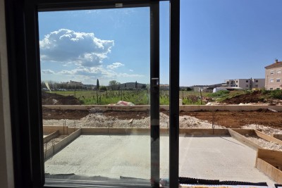 Mediteranska kuća u nizu 2km od centra Poreča i mora - u izgradnji 16