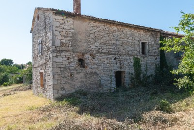 Istarska kamena kuća na mirnoj lokaciji s gotovim projektom 5
