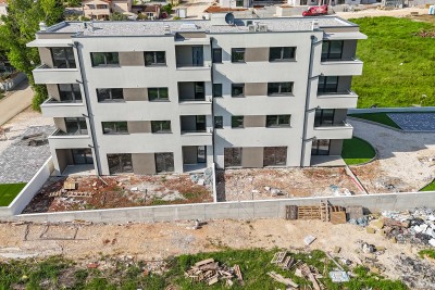 Apartment with a terrace and 2 bedrooms in a modern building with an elevator