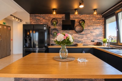 Novigrad – Penthouse s krovnom terasom i pogledom na more 4