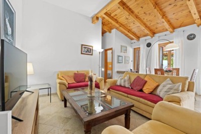 Rovinj area - two renovated stone houses with a pool 8