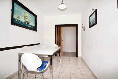 OPPORTUNITY!!! The apartment is 800m from the city center and the beach in a quiet location 10