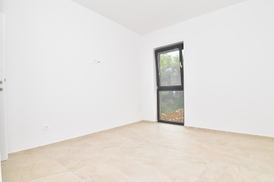 Appartamento con terrazza panoramica e jacuzzi a 2 km dal mare 9