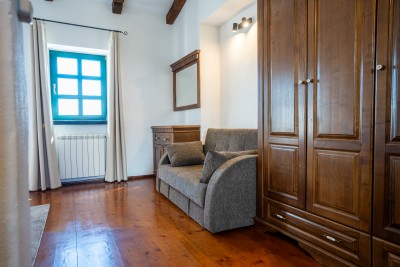 Istrian villa with pool, terraces and sea view 36