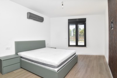 Apartment in a modern building with a yard, 400m from the beach 10