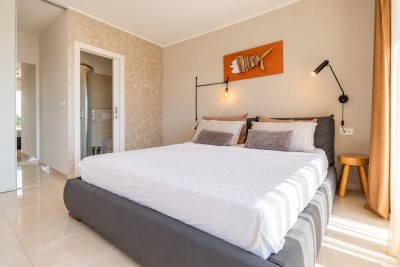 Novigrad – Penthouse s krovnom terasom i pogledom na more 12
