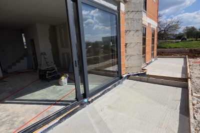 Mediteranska kuća u nizu 2km od centra Poreča i mora - u izgradnji 18