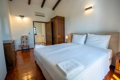 Istarska vila s bazenom, terasama i pogledom na more 43