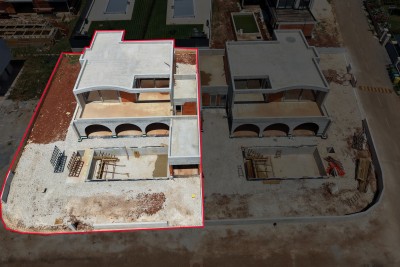 Poreč, luksuzna dvojna vila s pogledom na more - u izgradnji 7