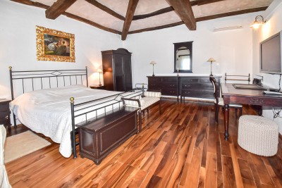 Autentica villa in pietra istriana con vista panoramica 29