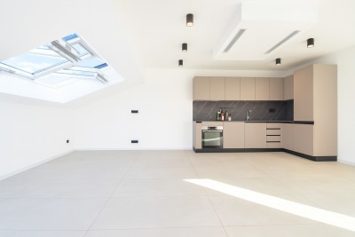 Luxury penthouse in the city center with a fantastic terrace and sea view 5