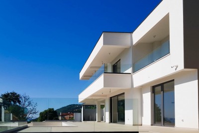 Bezaubernde moderne Villa mit einzigartiger Aussicht 800 m vom Meer entfernt 7