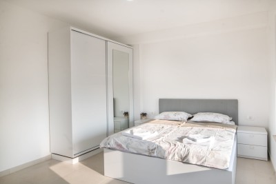 Umag – Moderna vila s bazenom i pogledom na more 9