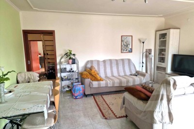 Apartment in an attractive location 500m from the sea 3