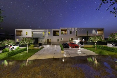 Kuća u nizu na odličnoj lokaciji s dvorištem i pogledom na more 12