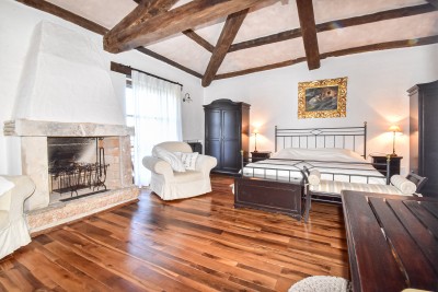 Autentica villa in pietra istriana con vista panoramica 28