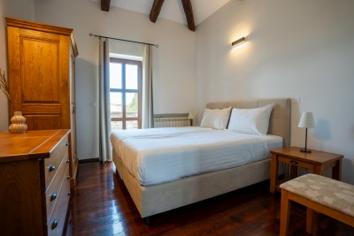Šarmantna istarska vila s bazenom i uređenim vrtom 32