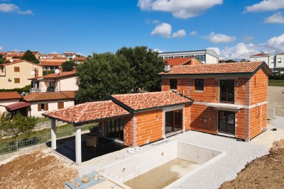 Villa in pietra d'Istria con vista sul mare - nella fase di costruzione 1