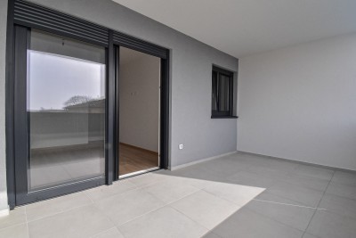 Modernes Apartment im 1. Stock mit zwei Terrassen mit Meerblick, nur 700 m vom Meer und dem Yachthafen entfernt 22