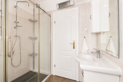 Poreč okolica – krajnja kuća u nizu, vrt i privatnost nadomak mora 11