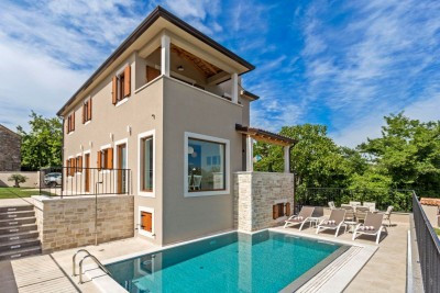 Buje okolica – elegantna kuća s bazenom i panoramskim pogledom 28