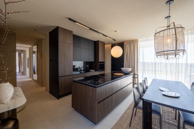 Luksuzna vila s bazenom i panoramskim pogledom na more 14