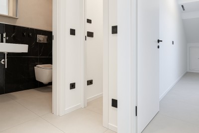 Luxury penthouse in the city center with a fantastic terrace and sea view 14