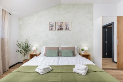 Moderne Villa mit Pool und herrlichem Meerblick 5